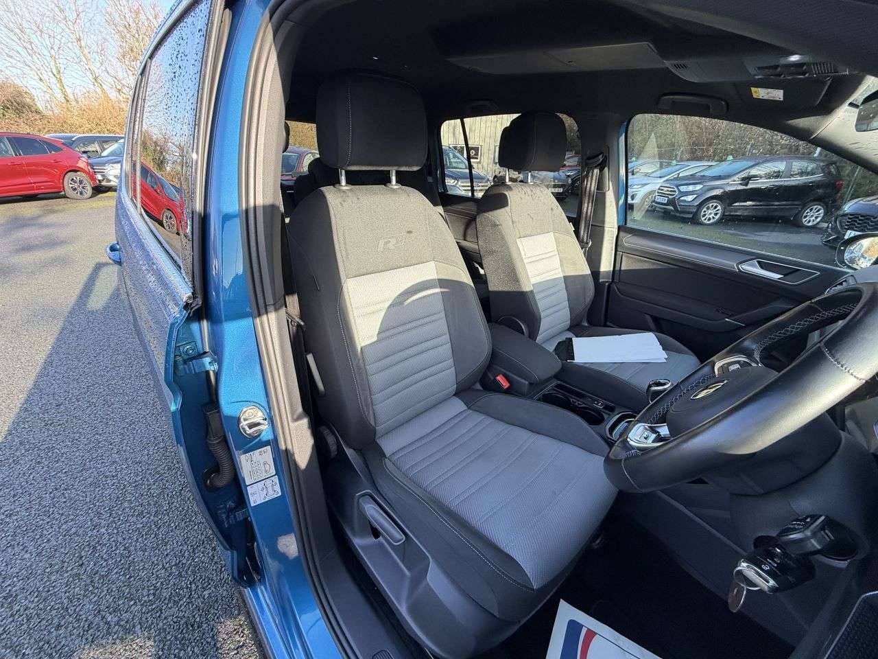 2021 VOLKSWAGEN TOURAN 2021 VOLKSWAGEN TOURAN