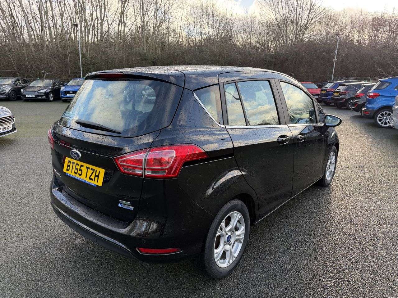 A 2015 FORD B-MAX 1.0 ZETEC 100 A 2015 FORD B-MAX 1.0 ZETEC 100