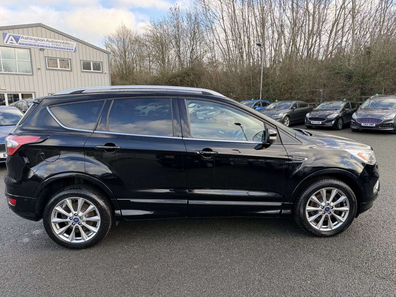 A 2017 FORD KUGA 2.0 TDCI ECOBLUE VIGNALE AUTOMATIC AWD 180 A 2017 FORD KUGA 2.0 TDCI ECOBLUE VIGNALE AUTOMATIC AWD 180