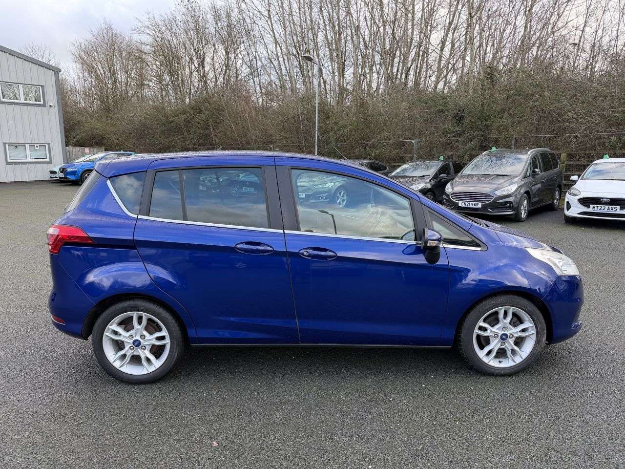 A 2014 FORD B-MAX 1.0 TITANIUM X 125 A 2014 FORD B-MAX 1.0 TITANIUM X 125