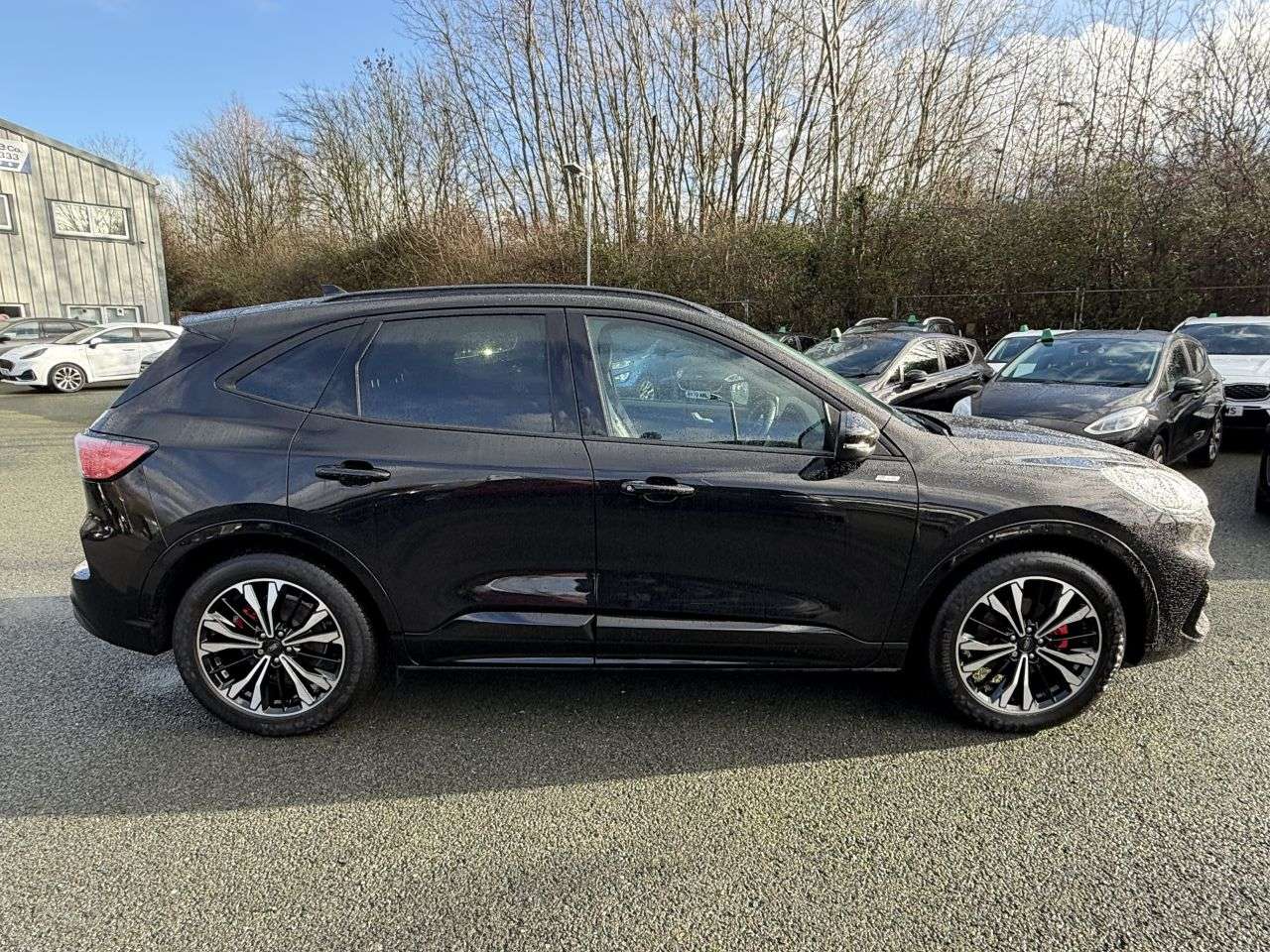 A 2023 FORD KUGA 2.5H ST LINE X EDITION HYBRID AUTOMATIC 190 A 2023 FORD KUGA 2.5H ST LINE X EDITION HYBRID AUTOMATIC 190