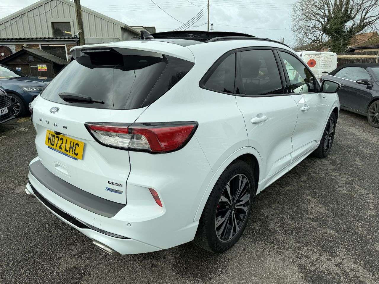A 2022 FORD KUGA 2.5H ST LINE X EDITION PETROL HYBRID AUTOMATIC 190 A 2022 FORD KUGA 2.5H ST LINE X EDITION PETROL HYBRID AUTOMATIC 190