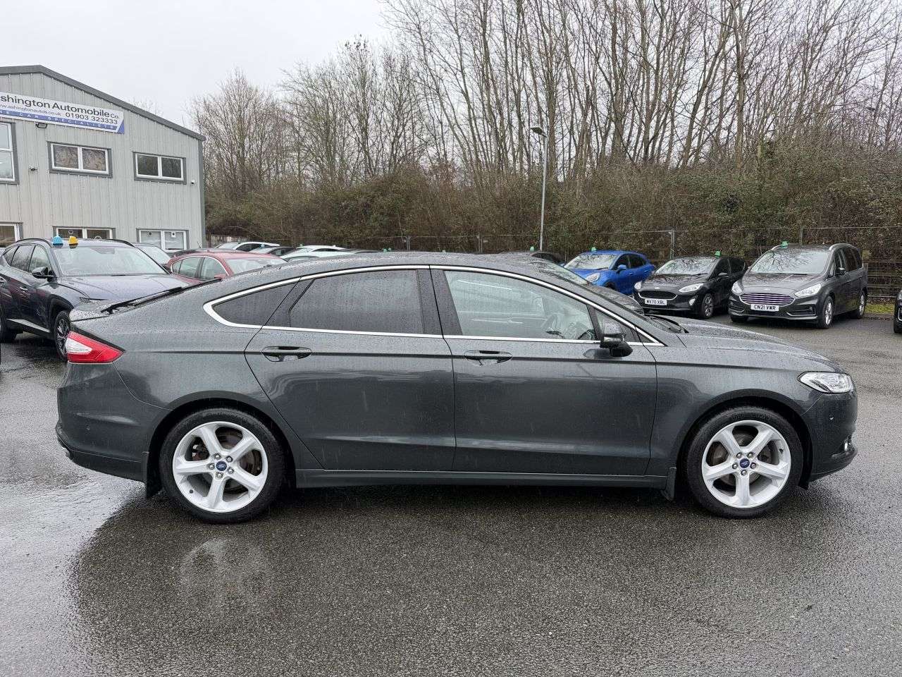 A 2017 FORD MONDEO 2.0 TDCI TITANIUM AUTOMATIC 210 A 2017 FORD MONDEO 2.0 TDCI TITANIUM AUTOMATIC 210