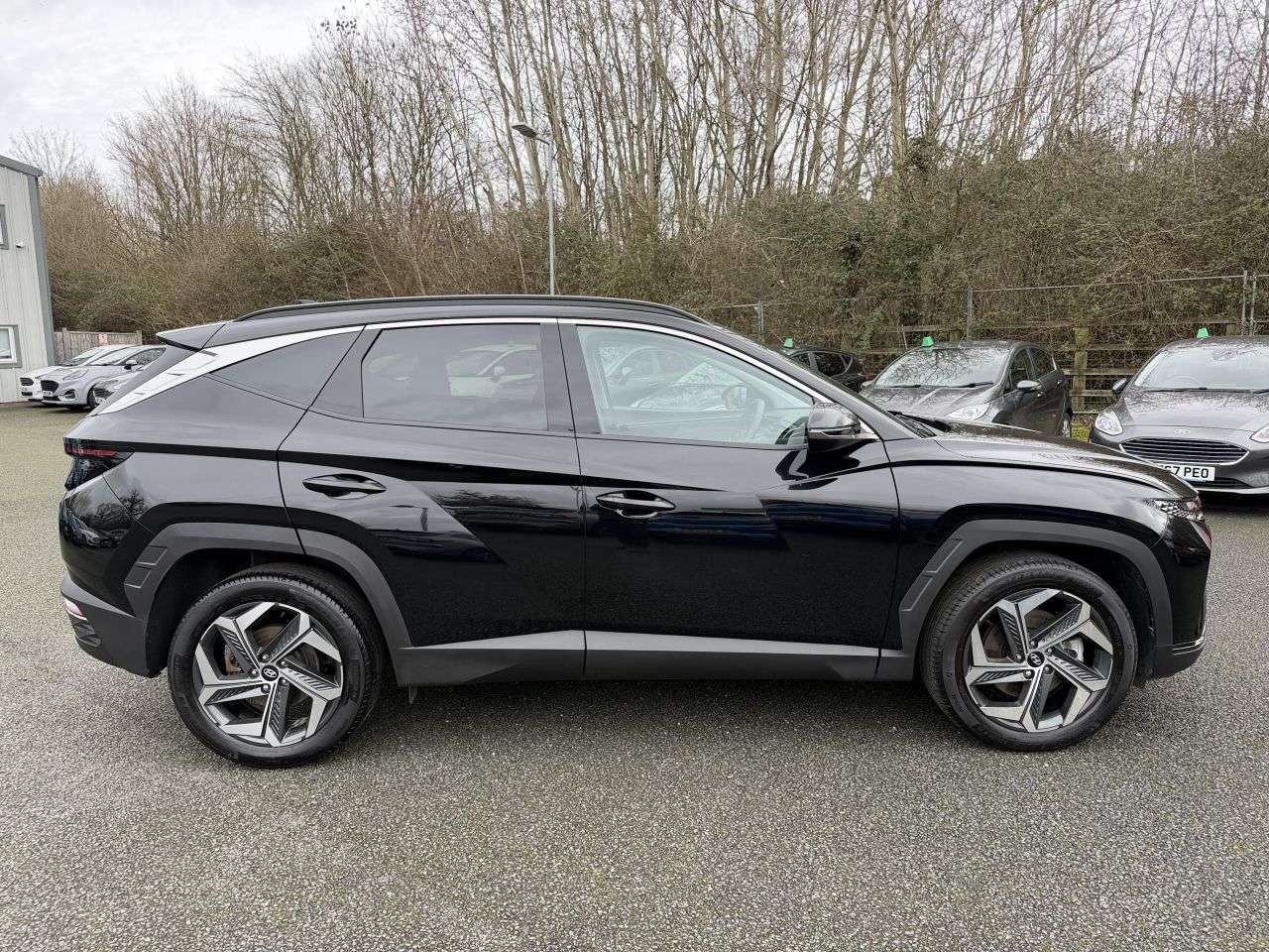A 2023 HYUNDAI TUCSON 1.6 H T-GDi PREMIUM PETROL HYBRID AUTOMATIC 230 A 2023 HYUNDAI TUCSON 1.6 H T-GDi PREMIUM PETROL HYBRID AUTOMATIC 230