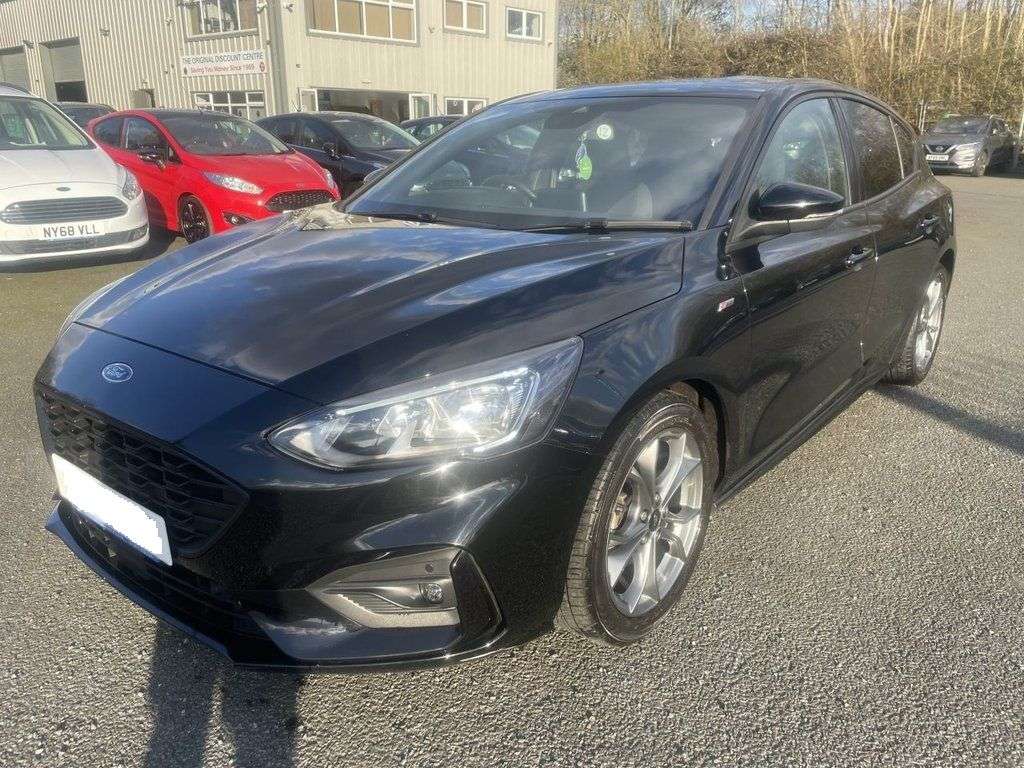 A 2022 FORD FOCUS 1.0 ST LINE VIGNALE MHEV 155 A 2022 FORD FOCUS 1.0 ST LINE VIGNALE MHEV 155