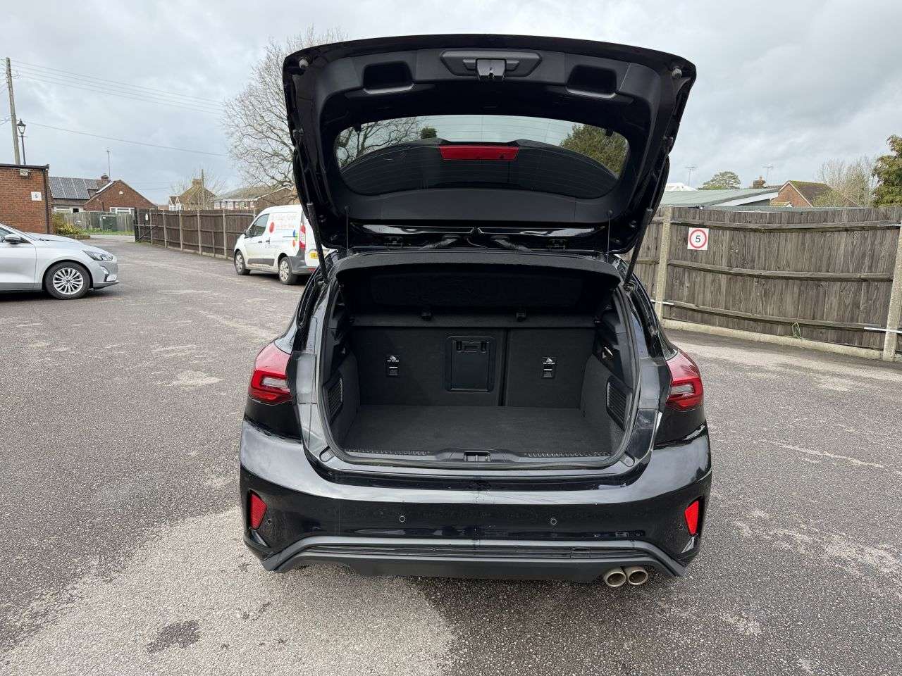 2022 FORD FOCUS 2022 FORD FOCUS