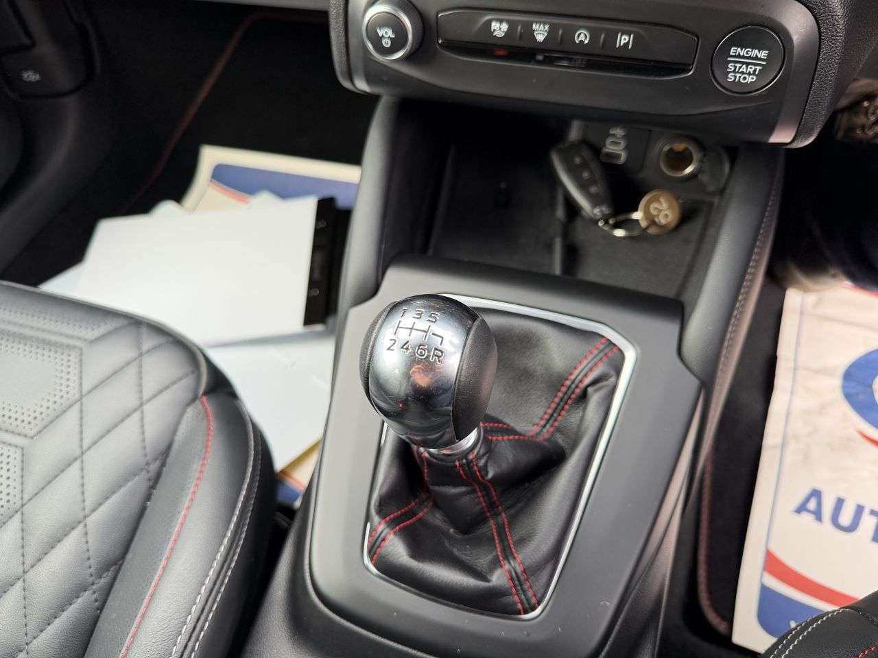 2022 FORD FOCUS 2022 FORD FOCUS