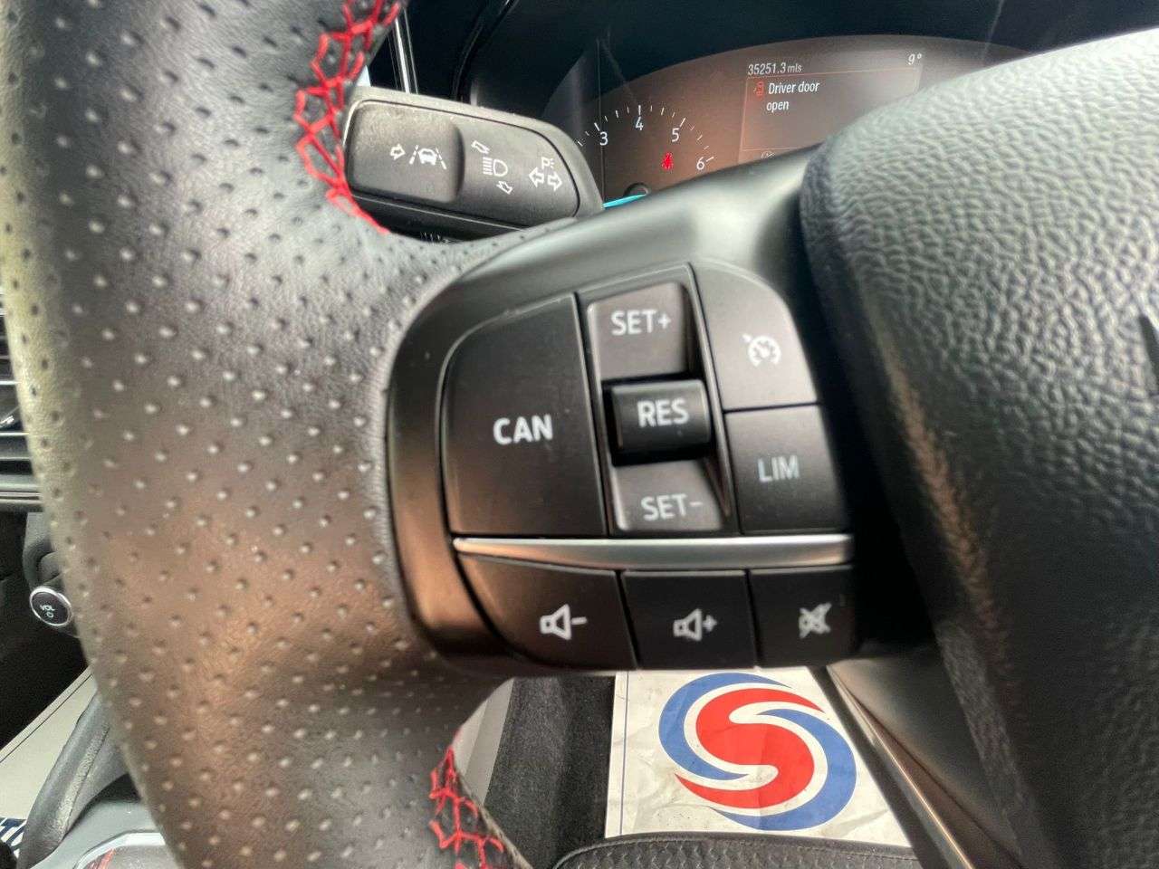 2022 FORD FOCUS 2022 FORD FOCUS