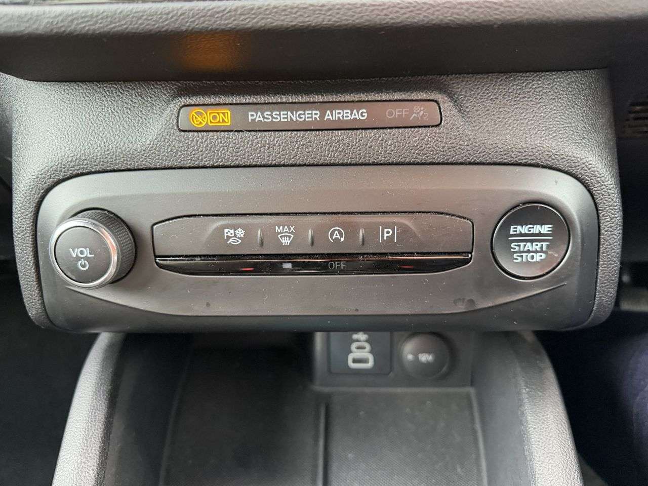 2024 FORD FOCUS 2024 FORD FOCUS