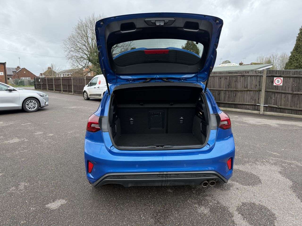 2023 FORD FOCUS 2023 FORD FOCUS