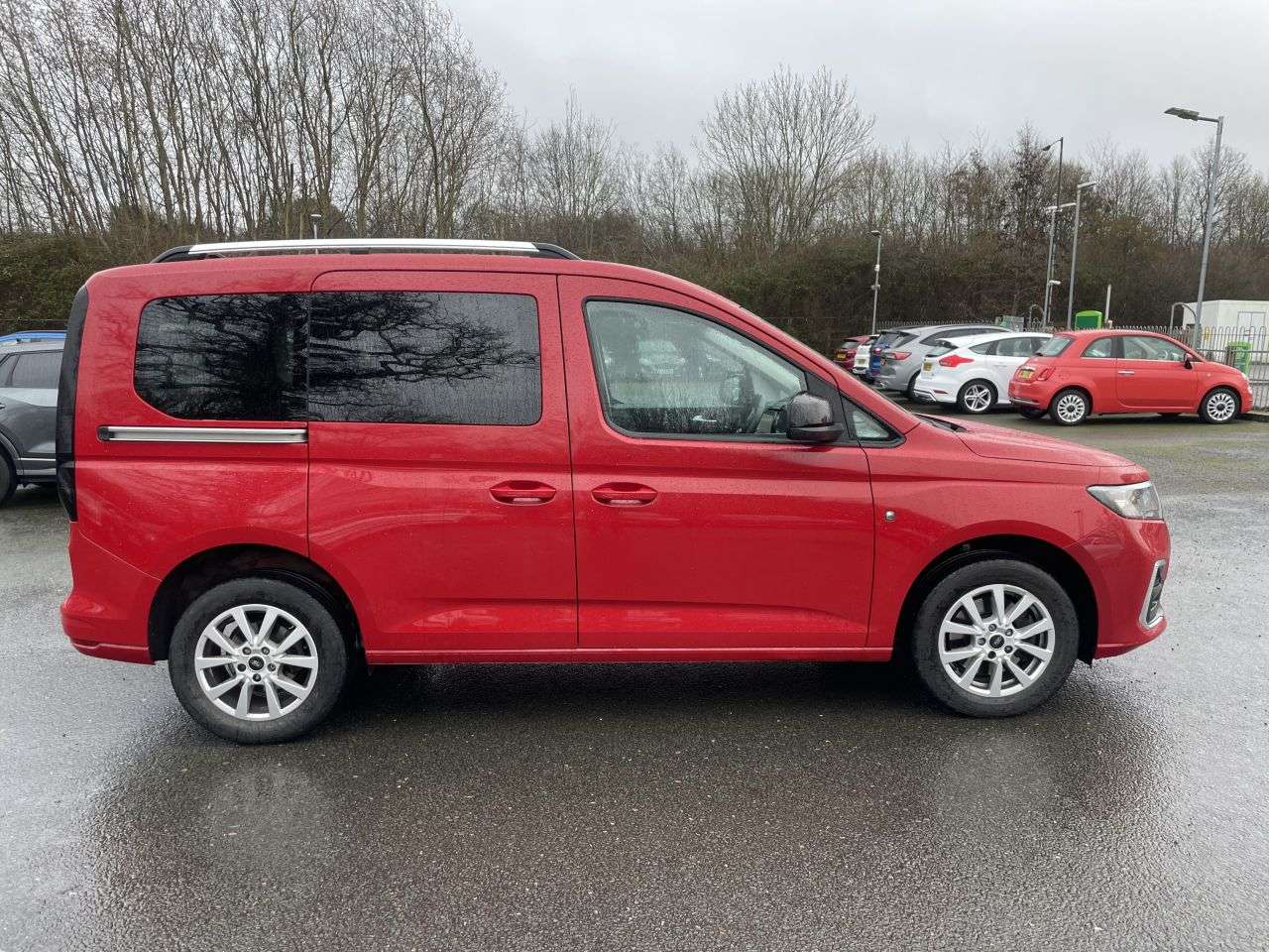 A 2022 FORD TOURNEO CONNECT 2.0 TDCI ECOBLUE TITANIUM AUTOMATIC 122 A 2022 FORD TOURNEO CONNECT 2.0 TDCI ECOBLUE TITANIUM AUTOMATIC 122