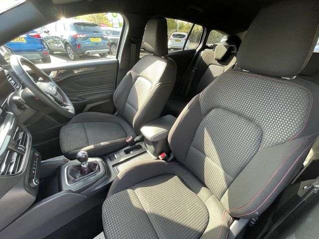 2023 FORD FOCUS 2023 FORD FOCUS