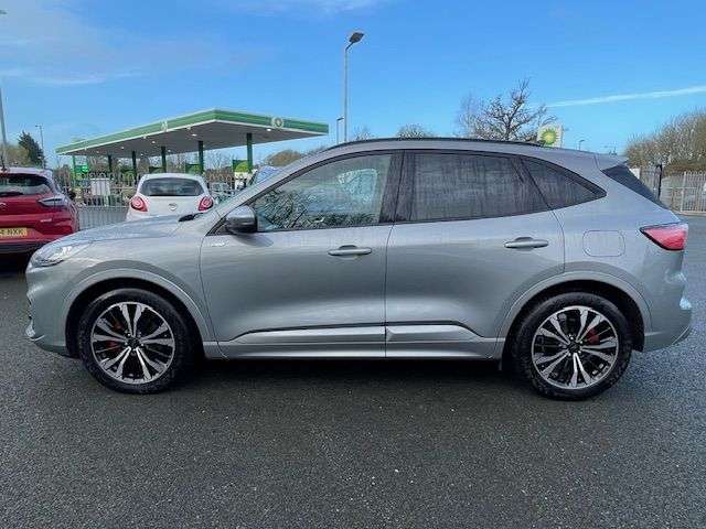 2022 FORD KUGA 2022 FORD KUGA