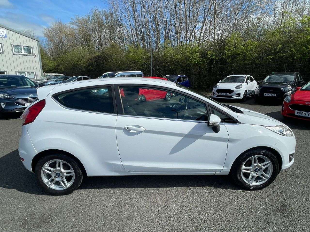 A 2014 FORD FIESTA 1.25 ZETEC 3DR A 2014 FORD FIESTA 1.25 ZETEC 3DR