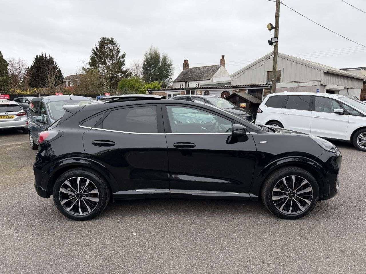 A 2022 FORD PUMA 1.0 ST LINE VIGNALE MHEV AUTOMATIC 155 A 2022 FORD PUMA 1.0 ST LINE VIGNALE MHEV AUTOMATIC 155