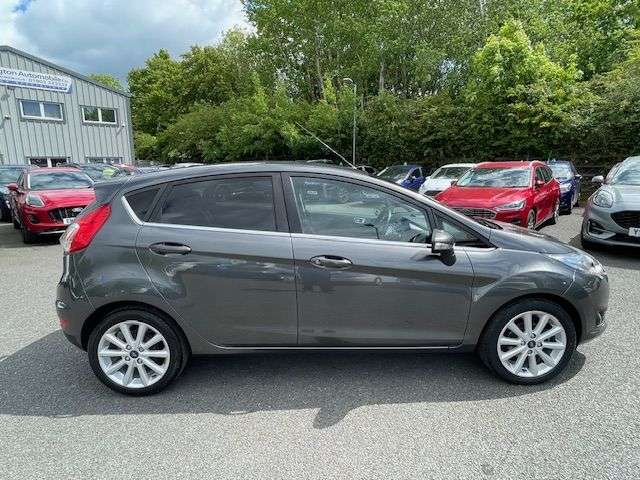 A 2017 FORD FIESTA 1.0 TITANIUM 125 A 2017 FORD FIESTA 1.0 TITANIUM 125