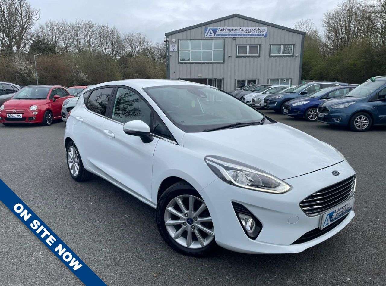 A 2017 FORD FIESTA 1.0 TITANIUM 100 A 2017 FORD FIESTA 1.0 TITANIUM 100