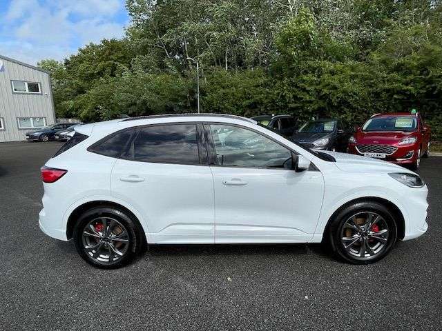 A 2023 FORD KUGA 1.5 ST LINE EDITION 150 A 2023 FORD KUGA 1.5 ST LINE EDITION 150
