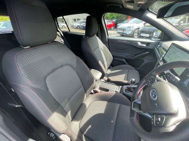 2025 FORD FOCUS 2025 FORD FOCUS