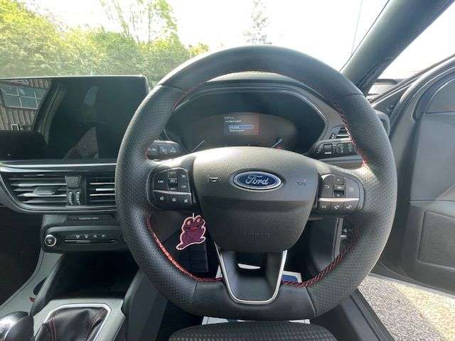 2025 FORD FOCUS 2025 FORD FOCUS