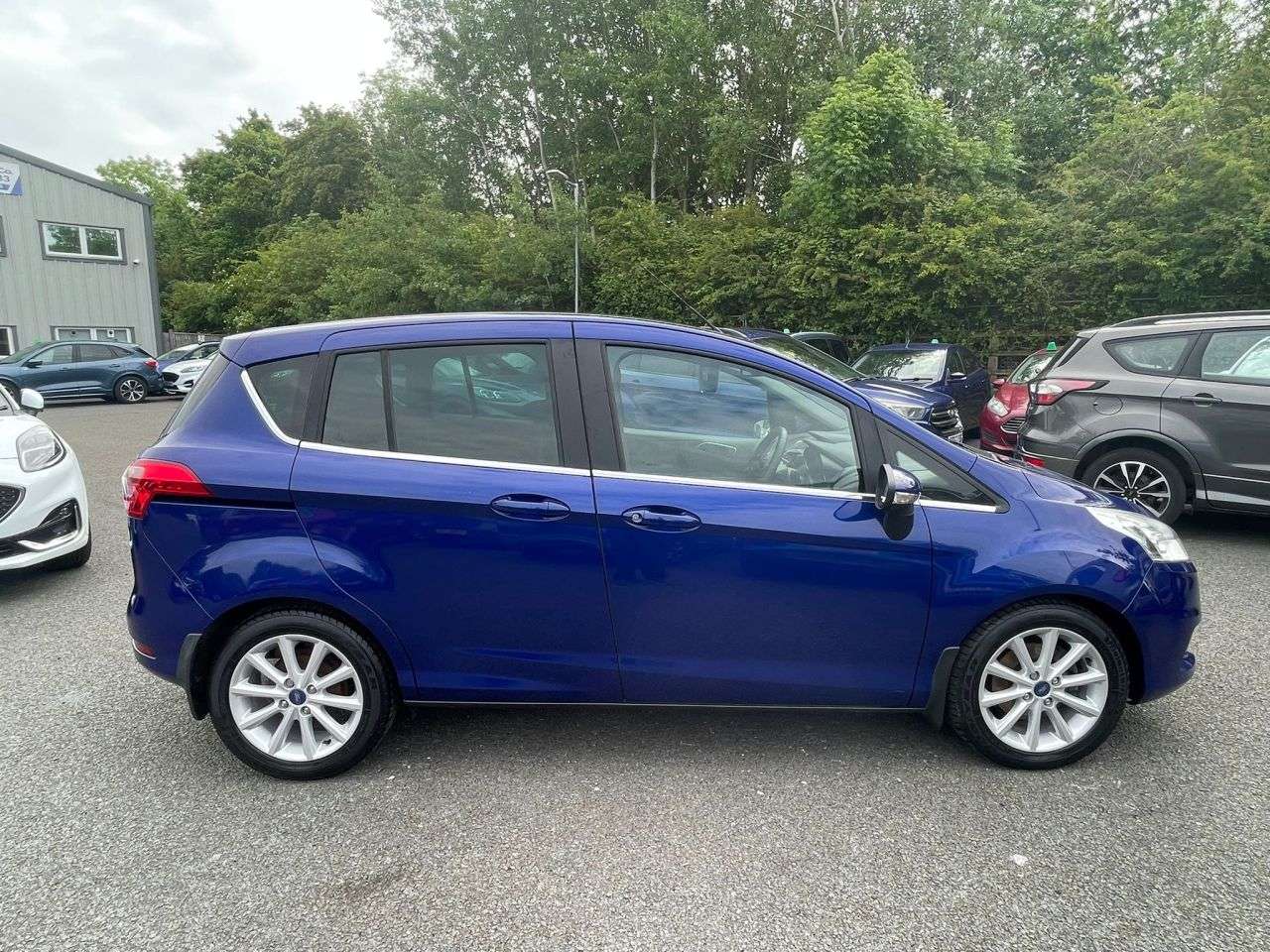 A 2016 FORD B-MAX 1.0 TITANIUM 125 A 2016 FORD B-MAX 1.0 TITANIUM 125