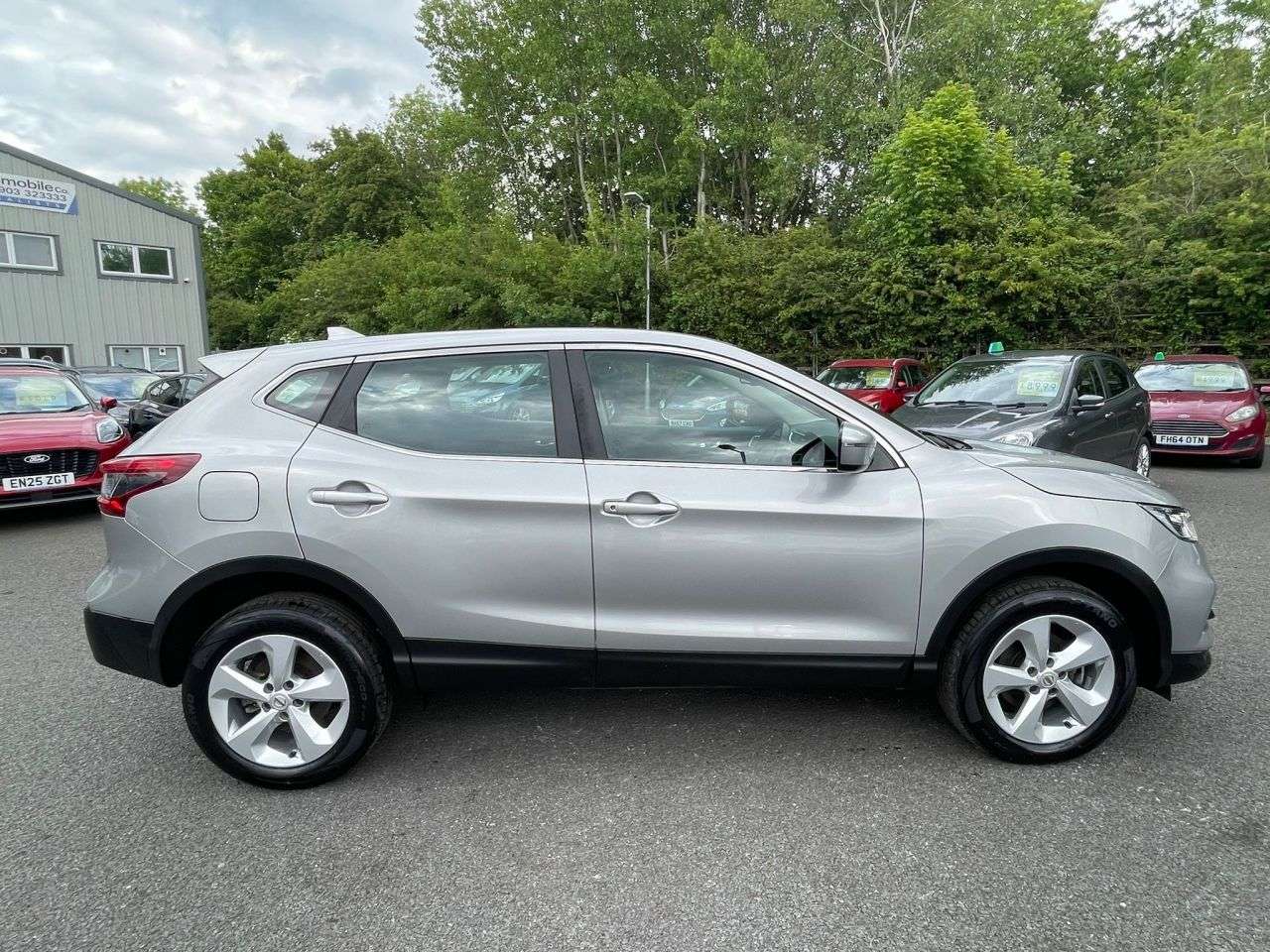 A 2020 NISSAN QASHQAI 1.3 DIG-T ACENTA PREMIUM 160 A 2020 NISSAN QASHQAI 1.3 DIG-T ACENTA PREMIUM 160