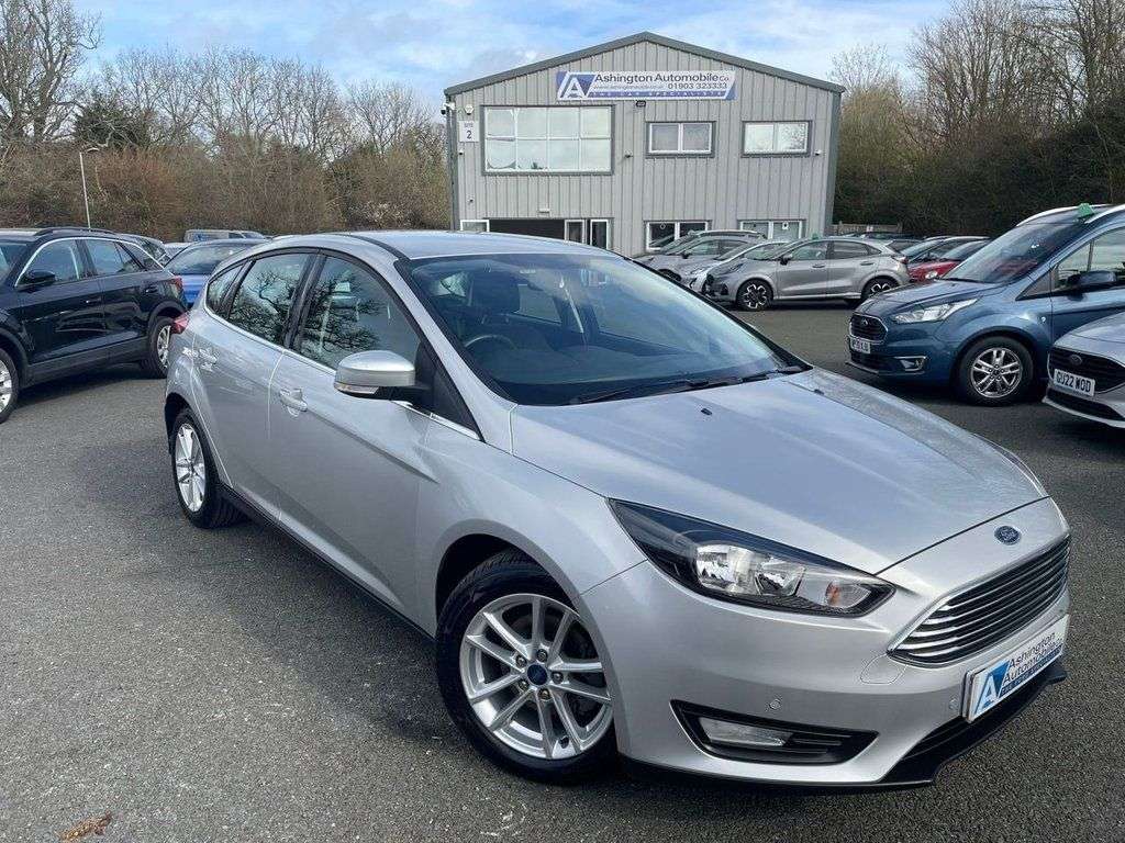 A 2018 FORD FOCUS 1.0 ZETEC 125 A 2018 FORD FOCUS 1.0 ZETEC 125