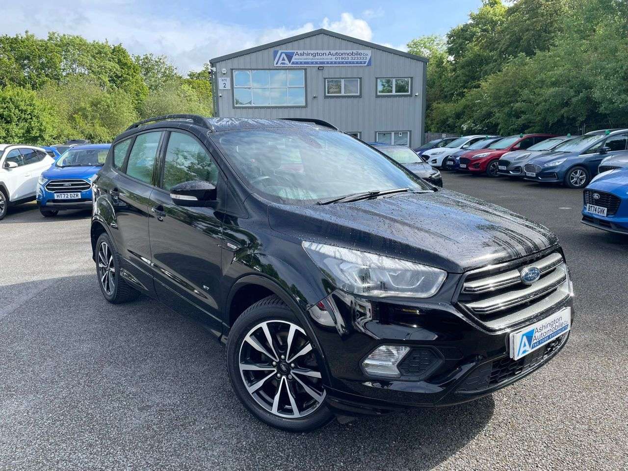 A 2018 FORD KUGA 2.0 TDCI ECOBLUE ST LINE AWD 180 A 2018 FORD KUGA 2.0 TDCI ECOBLUE ST LINE AWD 180