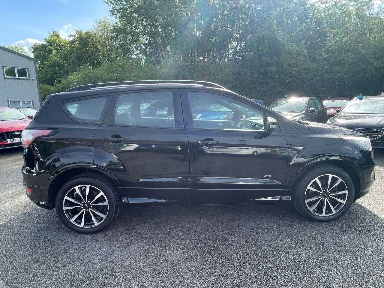 A 2018 FORD KUGA 2.0 TDCI ECOBLUE ST LINE AWD 180 A 2018 FORD KUGA 2.0 TDCI ECOBLUE ST LINE AWD 180