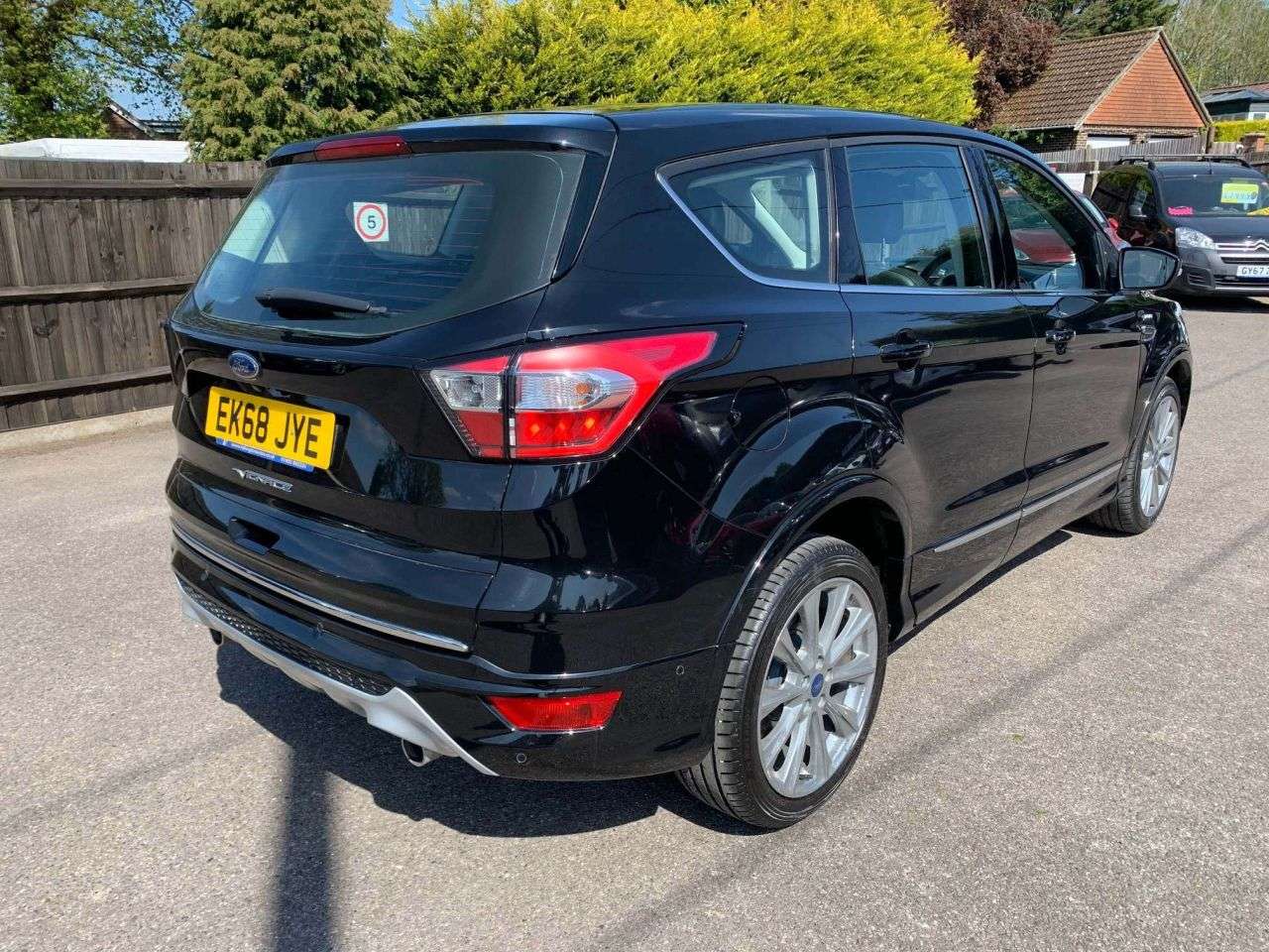 A 2018 FORD KUGA 2.0 TDCi Vignale SUV 5dr Diesel Powershift AWD Euro 6 (s/s) (180 ps) A 2018 FORD KUGA 2.0 TDCi Vignale SUV 5dr Diesel Powershift AWD Euro 6 (s/s) (180 ps)