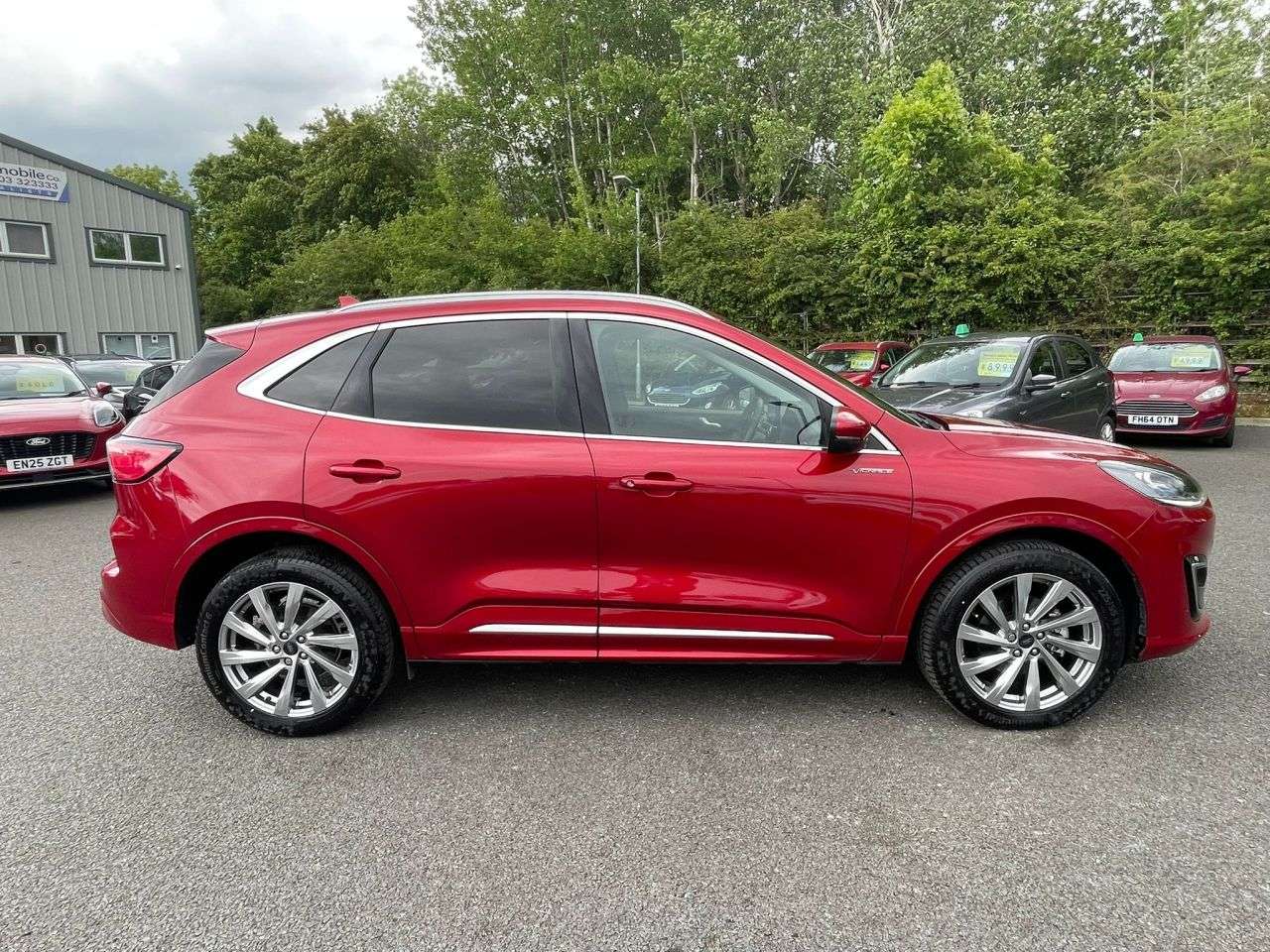 A 2023 FORD KUGA 2.5H VIGNALE HYBRID AUTOMATIC 190 A 2023 FORD KUGA 2.5H VIGNALE HYBRID AUTOMATIC 190