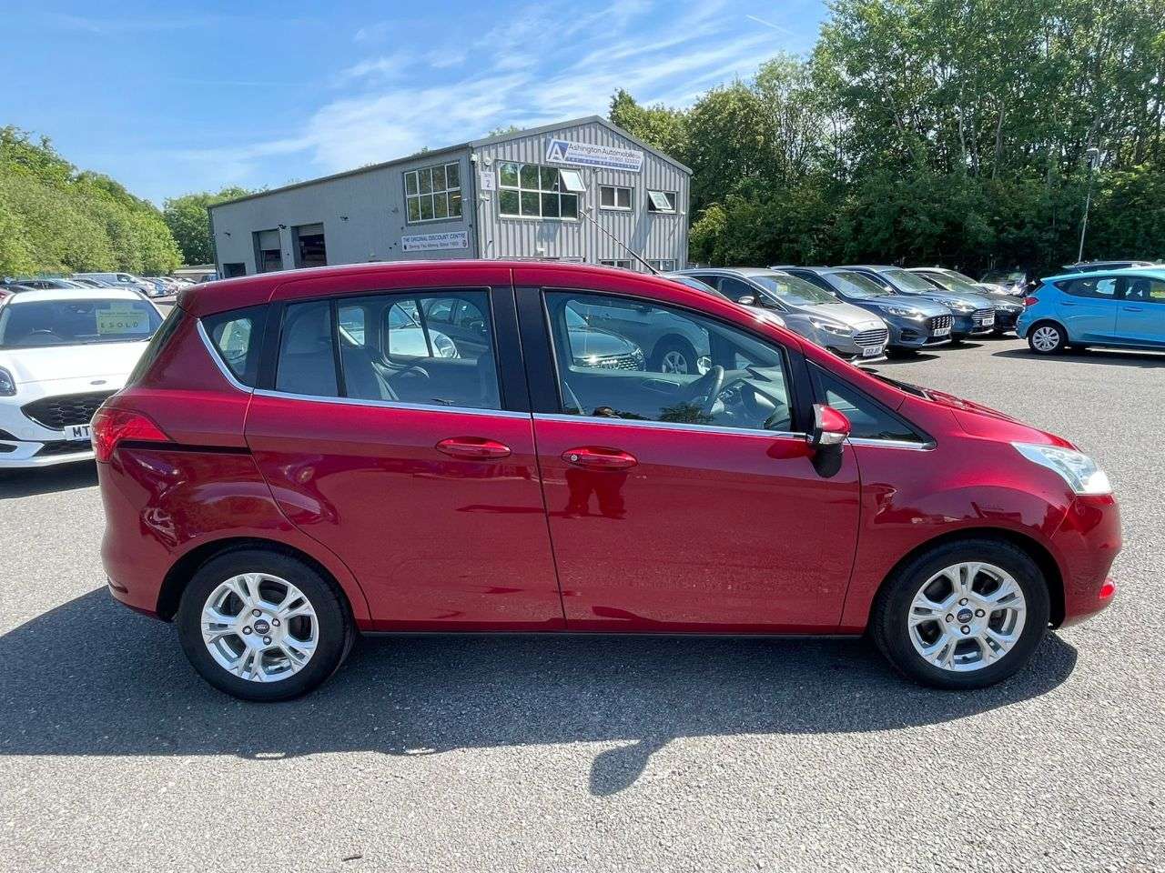 A 2017 FORD B-MAX 1.0 ZETEC NAVIGATOR 100 A 2017 FORD B-MAX 1.0 ZETEC NAVIGATOR 100