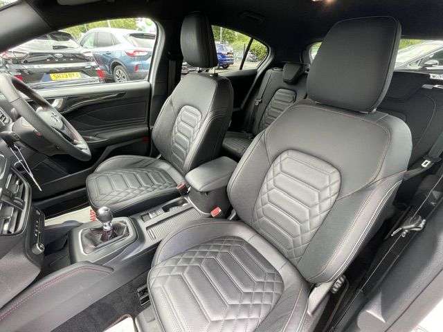 2023 FORD FOCUS 2023 FORD FOCUS