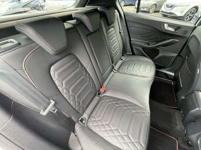2023 FORD FOCUS 2023 FORD FOCUS