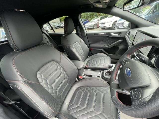 2023 FORD FOCUS 2023 FORD FOCUS
