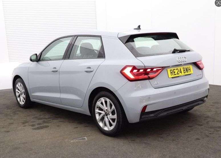 A 2024 AUDI A1 1.0 TFSI 25 SPORT SPORTBACK 95 A 2024 AUDI A1 1.0 TFSI 25 SPORT SPORTBACK 95