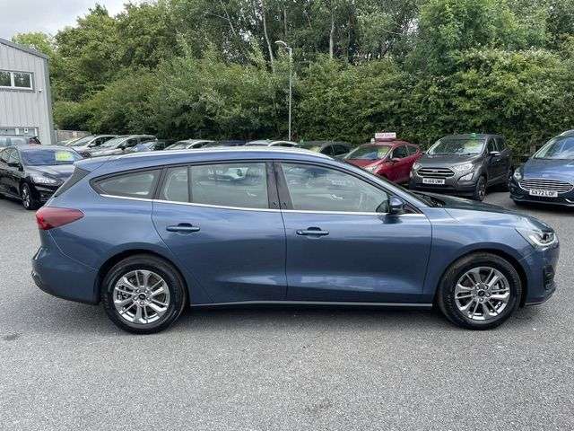 A 2023 FORD FOCUS 1.0 TITANIUM MHEV 155 A 2023 FORD FOCUS 1.0 TITANIUM MHEV 155