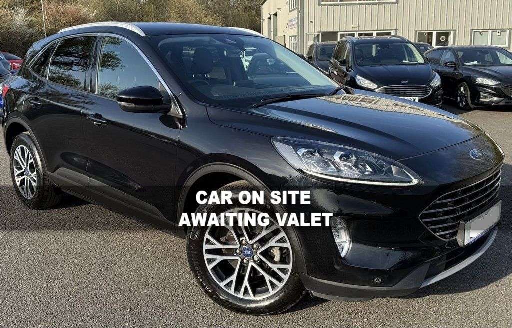 A 2023 FORD KUGA 1.5 TITANIUM 150 A 2023 FORD KUGA 1.5 TITANIUM 150