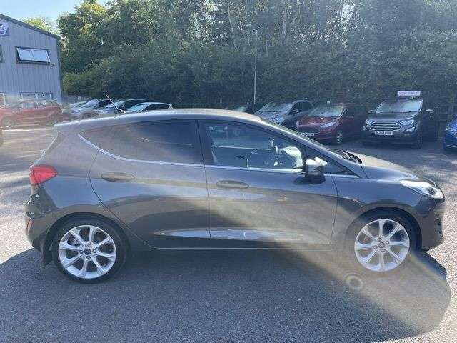 A 2017 FORD FIESTA 1.0 TITANIUM 125 A 2017 FORD FIESTA 1.0 TITANIUM 125