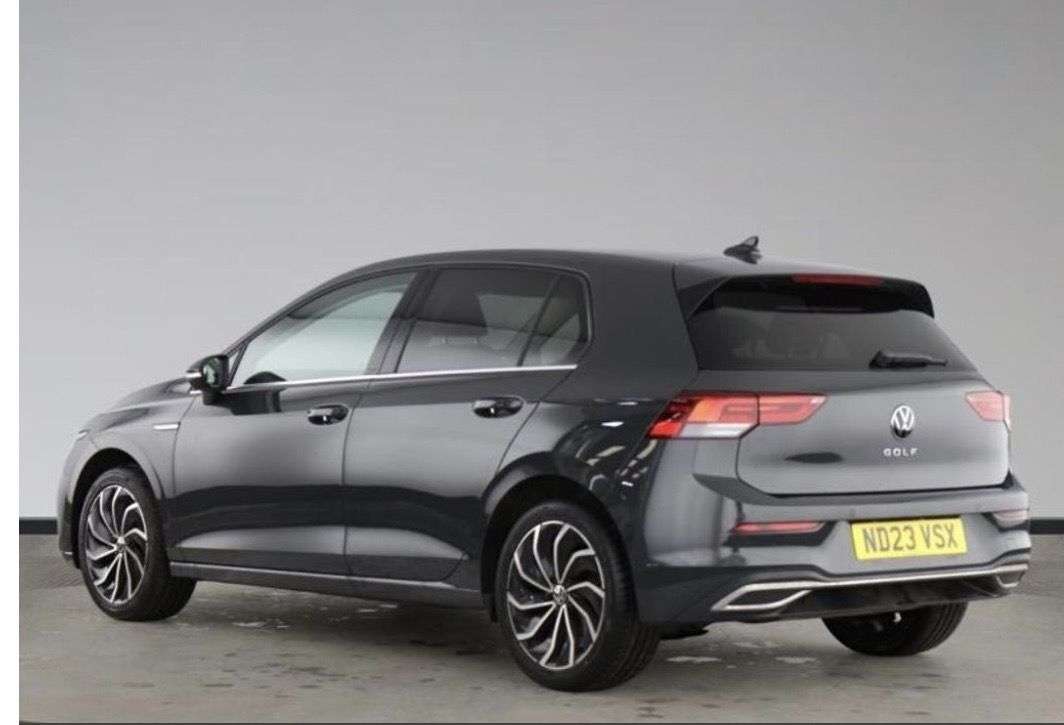 A 2023 VOLKSWAGEN GOLF 1.5 TSI Style Edition Hatchback 5dr Petrol Manual Euro 6 (s/s) (150 ps) A 2023 VOLKSWAGEN GOLF 1.5 TSI Style Edition Hatchback 5dr Petrol Manual Euro 6 (s/s) (150 ps)