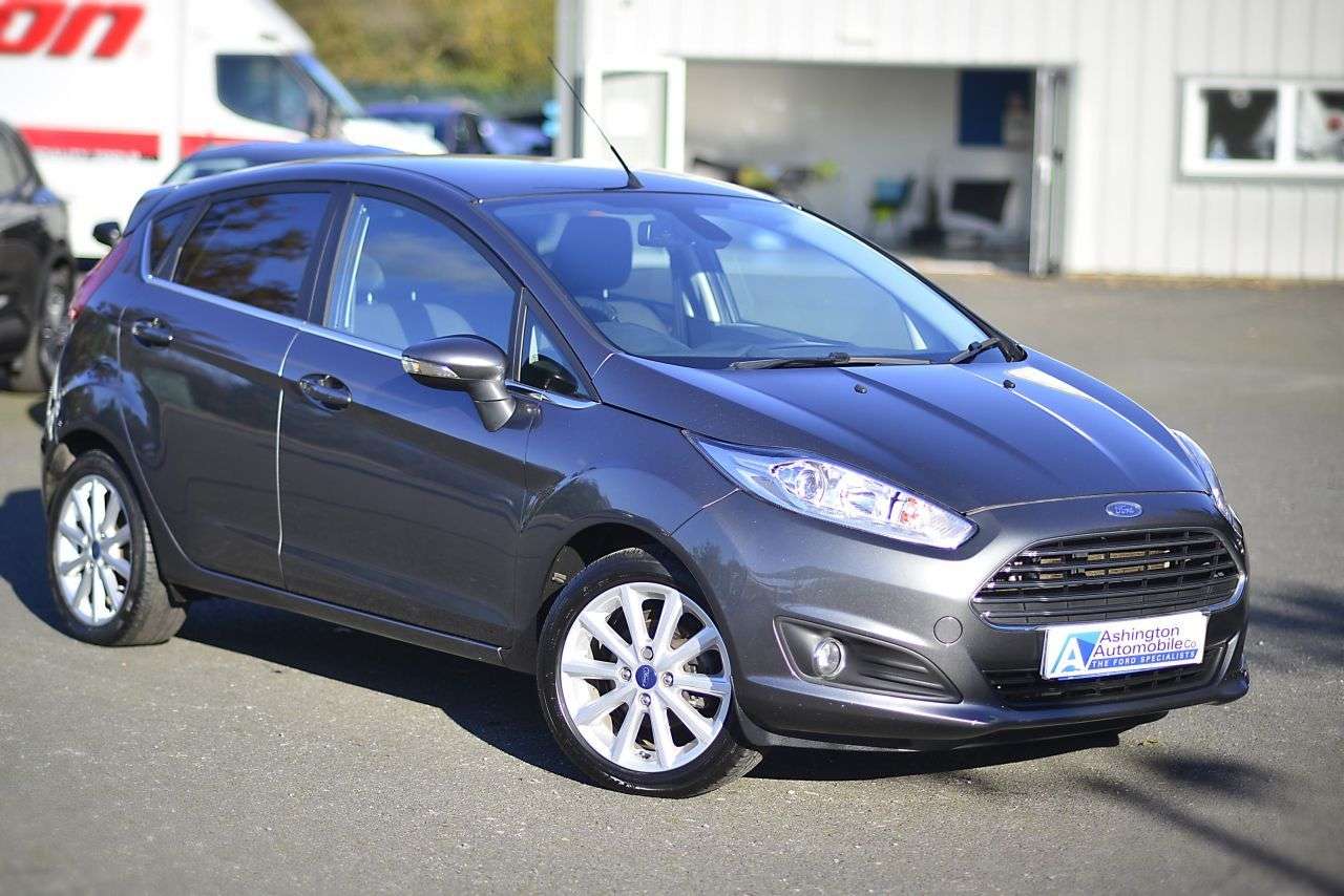 A 2017 FORD FIESTA 1.0 TITANIUM AUTOMATIC 100 A 2017 FORD FIESTA 1.0 TITANIUM AUTOMATIC 100