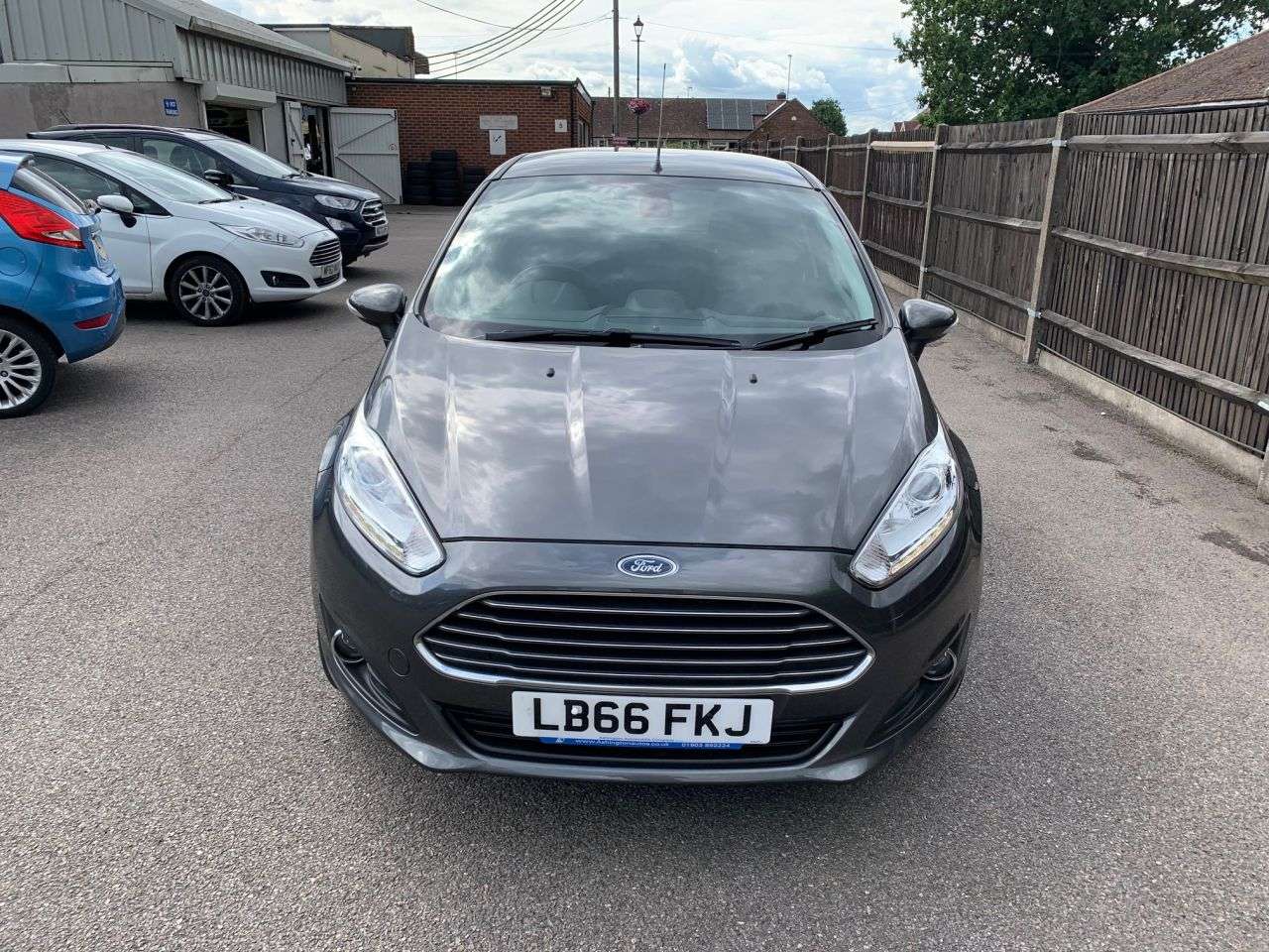 A 2017 FORD FIESTA 1.0 TITANIUM AUTOMATIC 100 A 2017 FORD FIESTA 1.0 TITANIUM AUTOMATIC 100