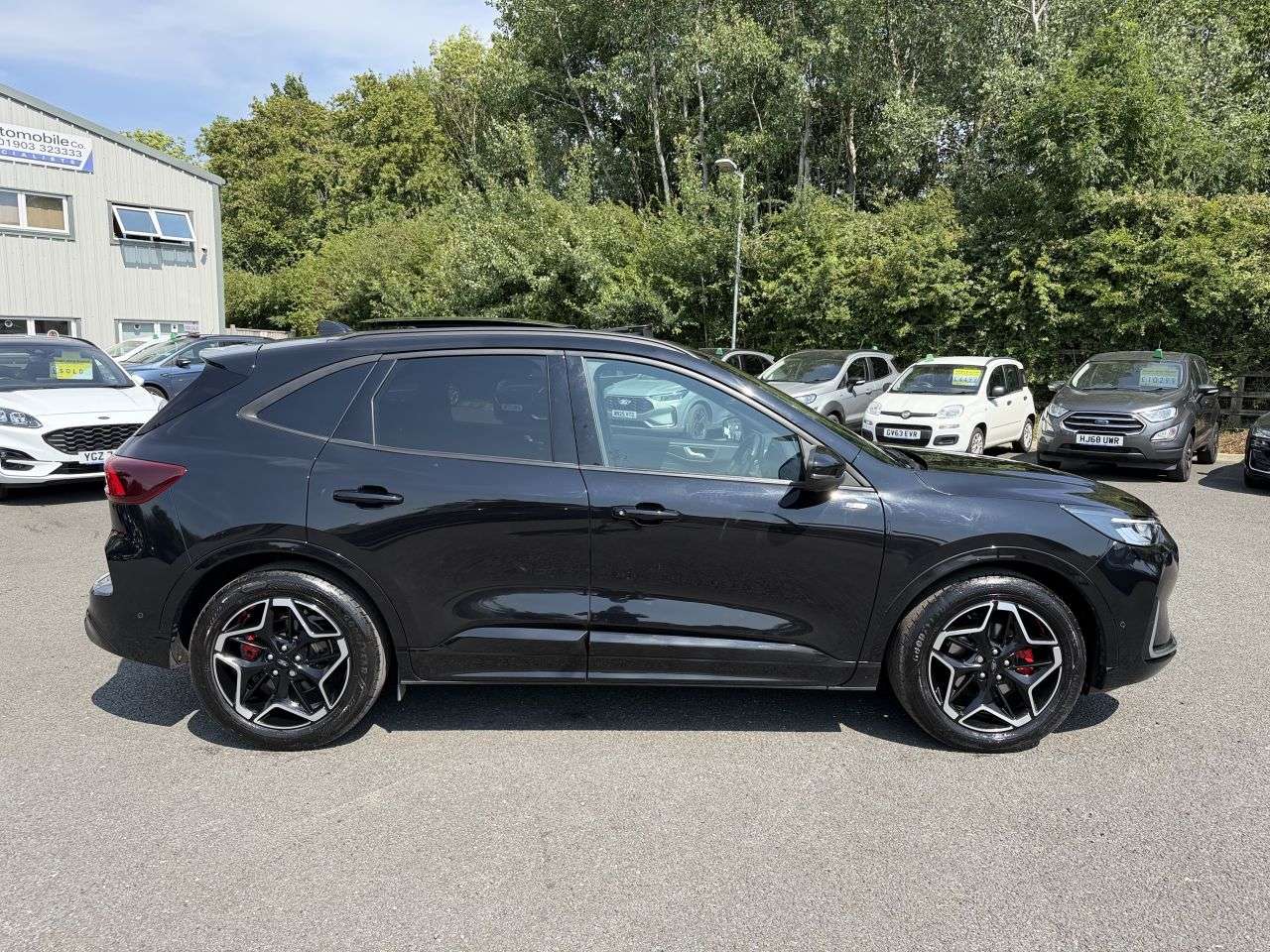 A 2025 FORD KUGA 2.5H ST LINE X HYBRID AUTOMATIC A 2025 FORD KUGA 2.5H ST LINE X HYBRID AUTOMATIC