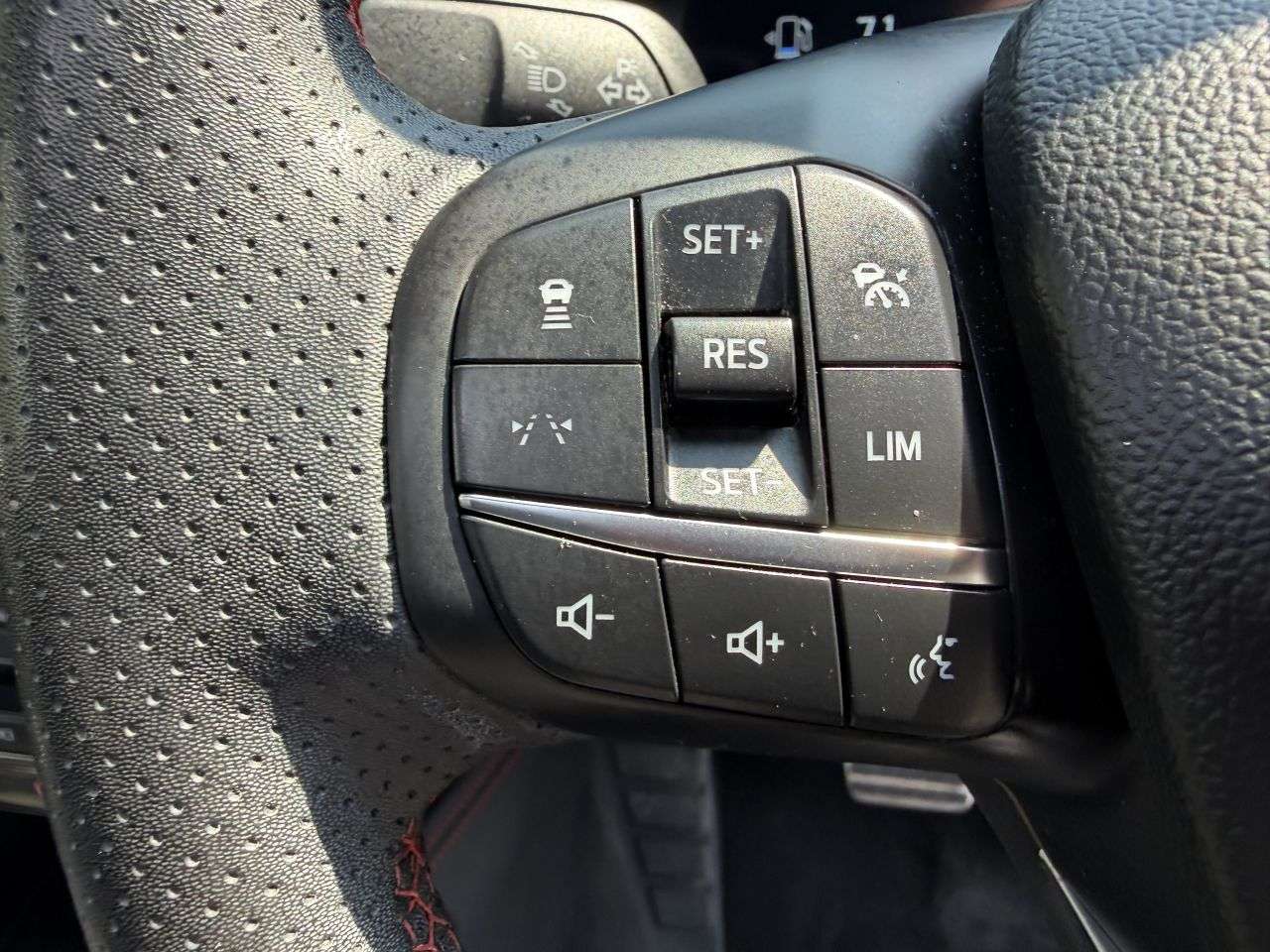 2025 FORD KUGA 2025 FORD KUGA
