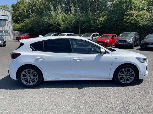 A 2023 FORD FOCUS 1.0 ST LINE EDITION MHEV 155 A 2023 FORD FOCUS 1.0 ST LINE EDITION MHEV 155