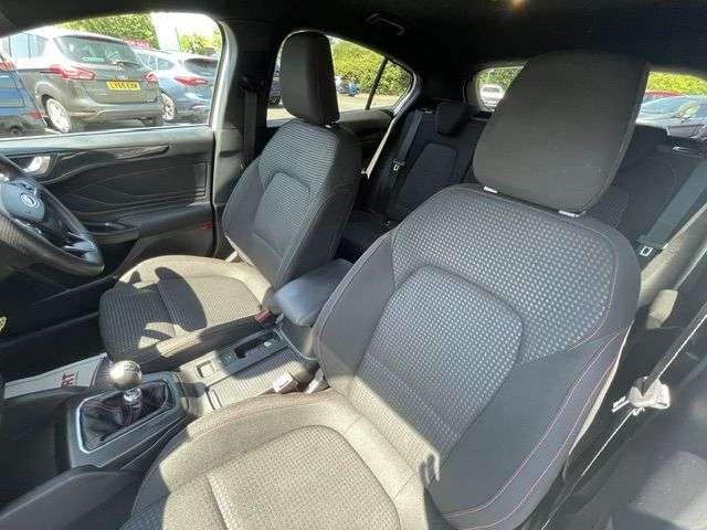 2023 FORD FOCUS 2023 FORD FOCUS