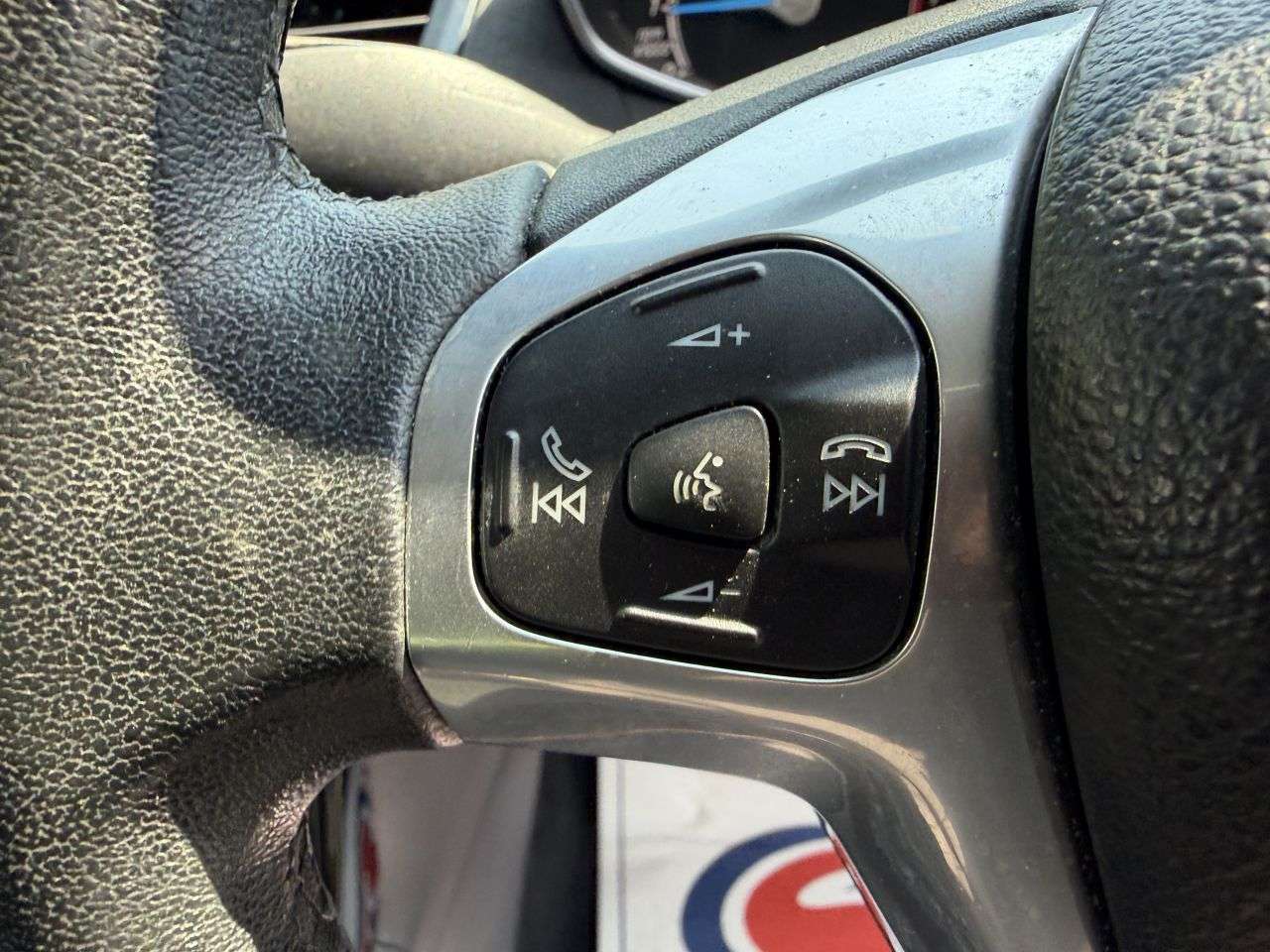 2013 FORD FIESTA 2013 FORD FIESTA
