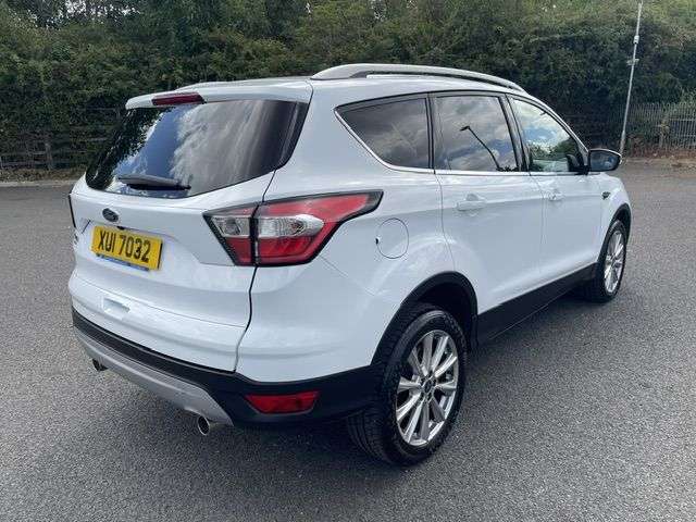 A 2020 FORD KUGA TITANIUM EDITION A 2020 FORD KUGA TITANIUM EDITION