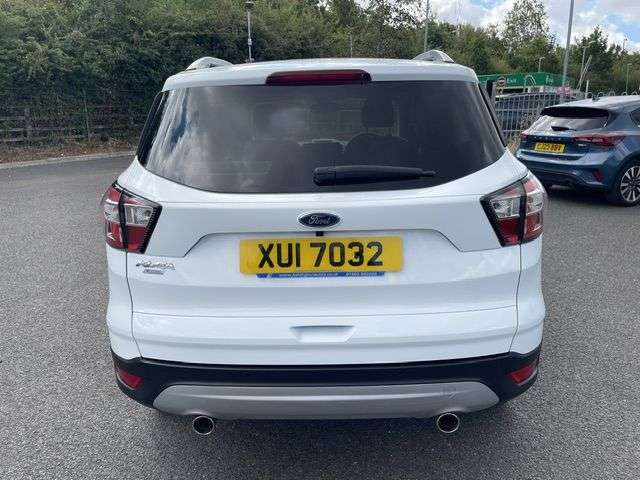 A 2020 FORD KUGA TITANIUM EDITION A 2020 FORD KUGA TITANIUM EDITION