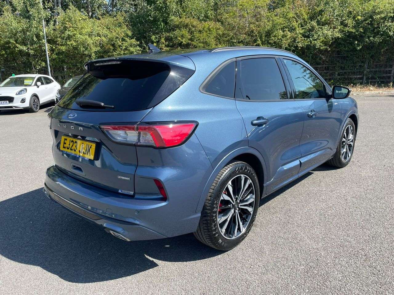 A 2023 FORD KUGA 2.5H ST LINE X EDITION HYBRID AUTOMATIC 190 A 2023 FORD KUGA 2.5H ST LINE X EDITION HYBRID AUTOMATIC 190